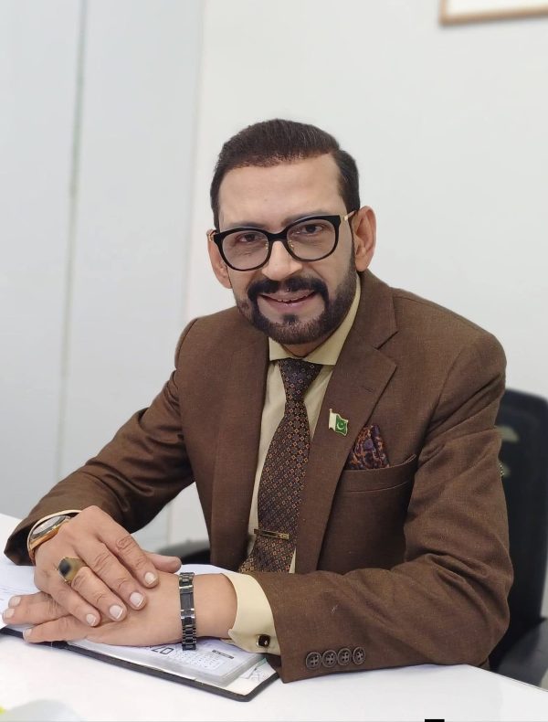 dr-hanif-saeed-paht-dhs
